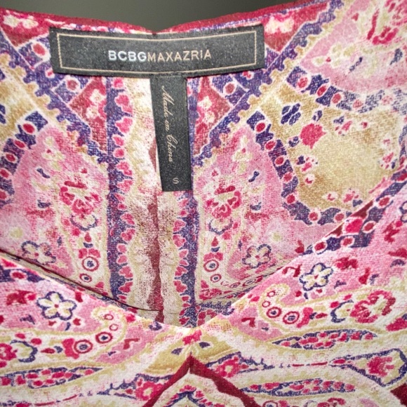 Beautiful Boho Multi Layered BCBG size S Top - Picture 2 of 5